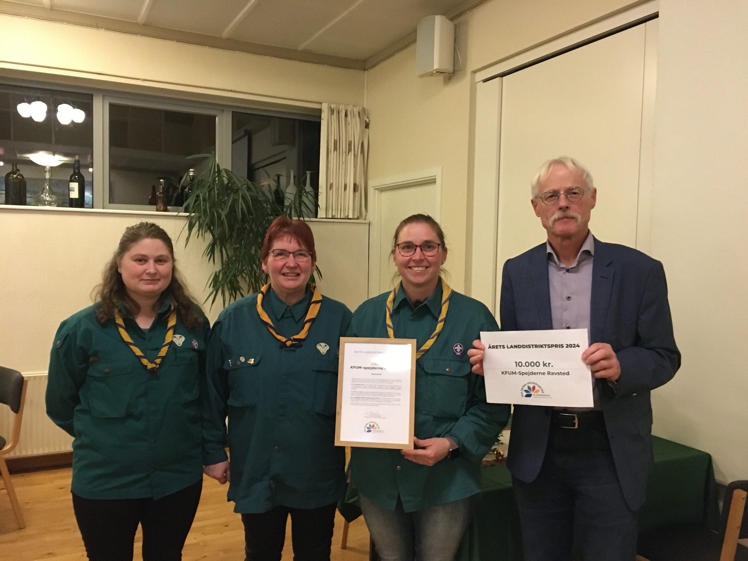 Ledere får overrakt pris